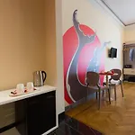 Πανσιόν Tritone 125 4*