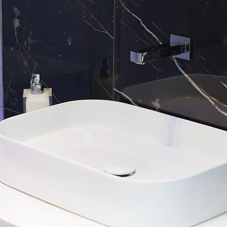 Гостевой дом Tritone 125 Рим