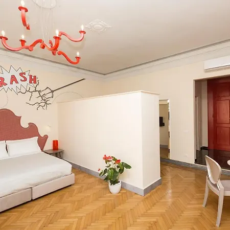 Гостевой дом Tritone 125 Рим