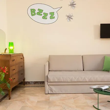 Guest house Tritone 125 Rome