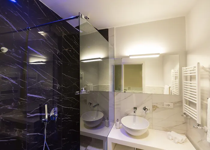 Tritone 125 4* 罗马