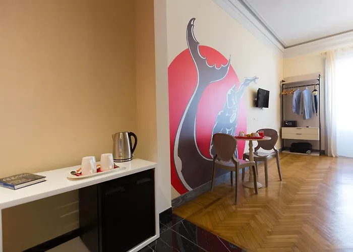 בית הארחה Tritone 125 4*