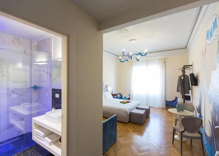 Tritone 125 בית הארחה רומא