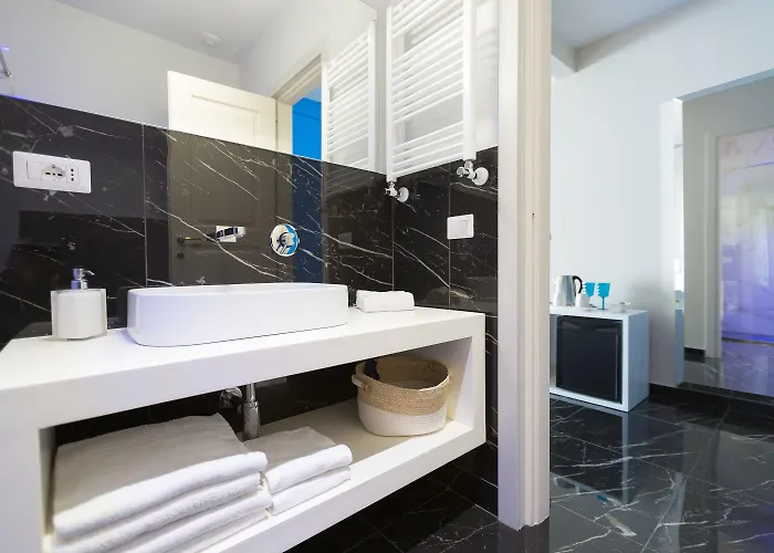 게스트하우스 Tritone 125